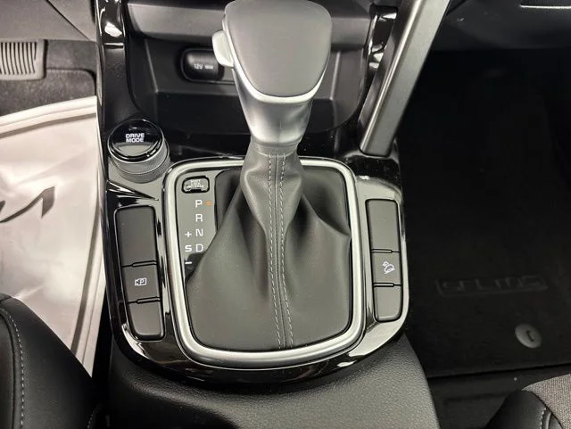 New 2026 White Kia S image 25
