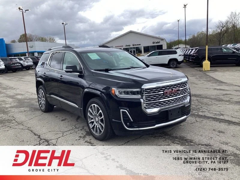 2023 GMC Acadia Denali AWD's photo