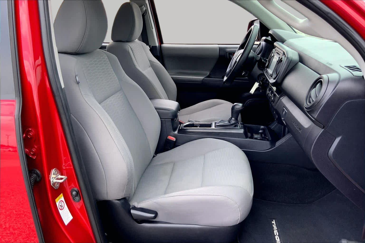 Used 2017 Barcelona Red Metallic Toyota SR image 9