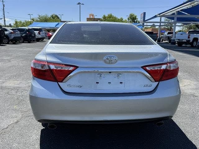 Used 2017 Silver Toyota XLE image 5