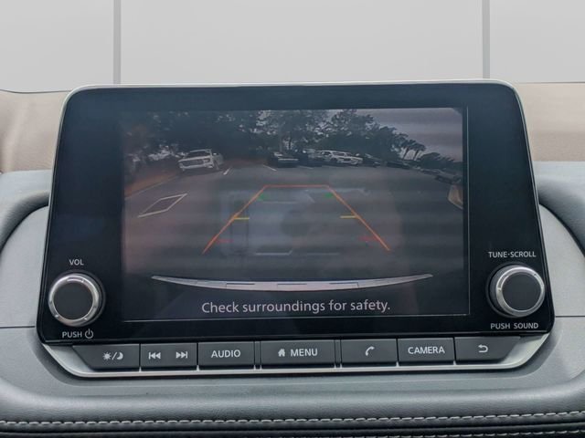 Used 2023 Gray Nissan SV image 23
