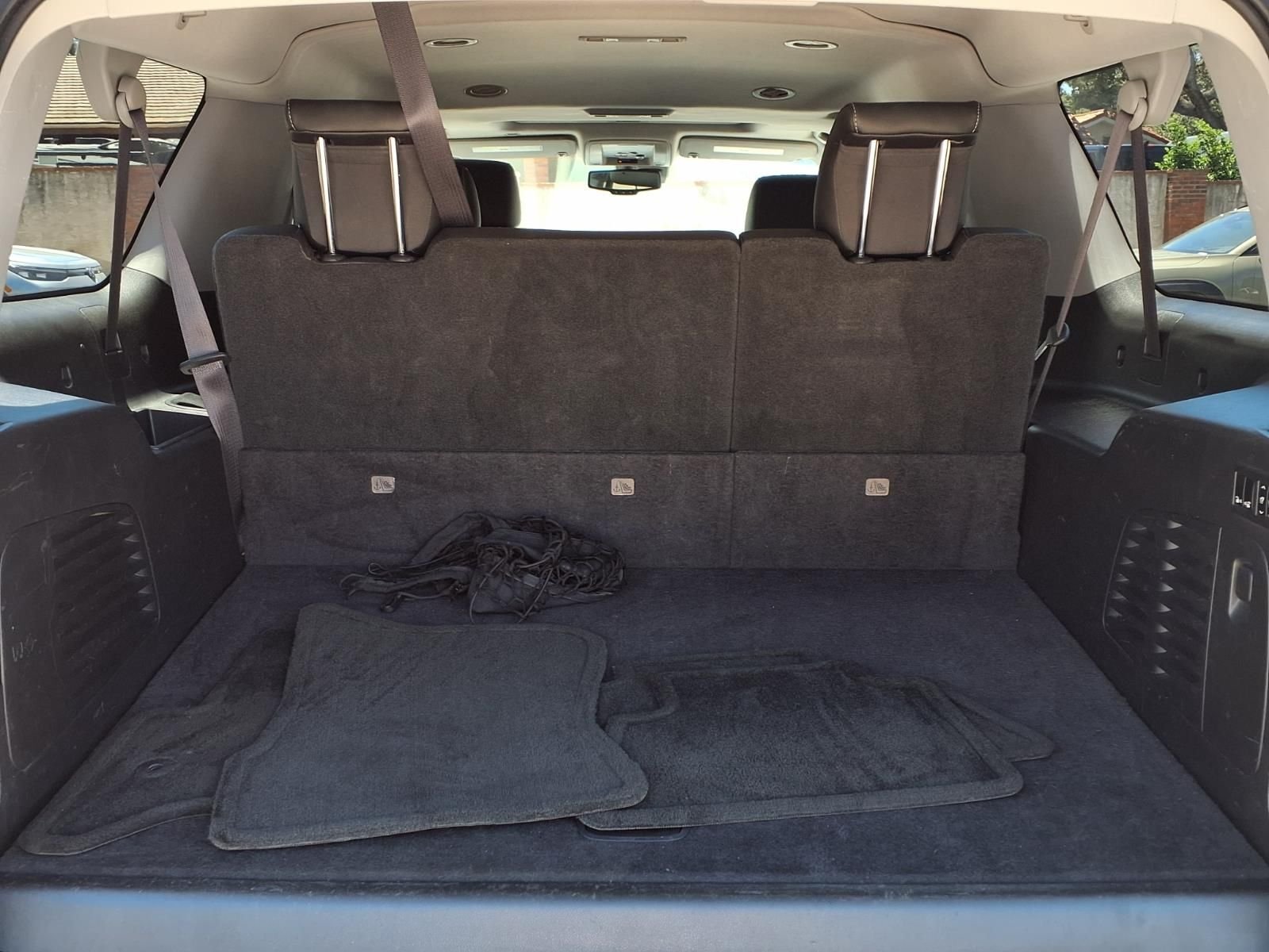 Used 2016 Silver GMC SLT image 7