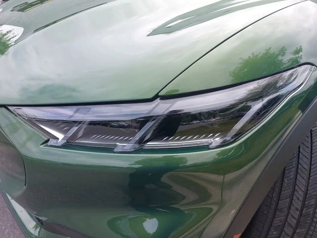 Used 2025 Green Ford Select image 29