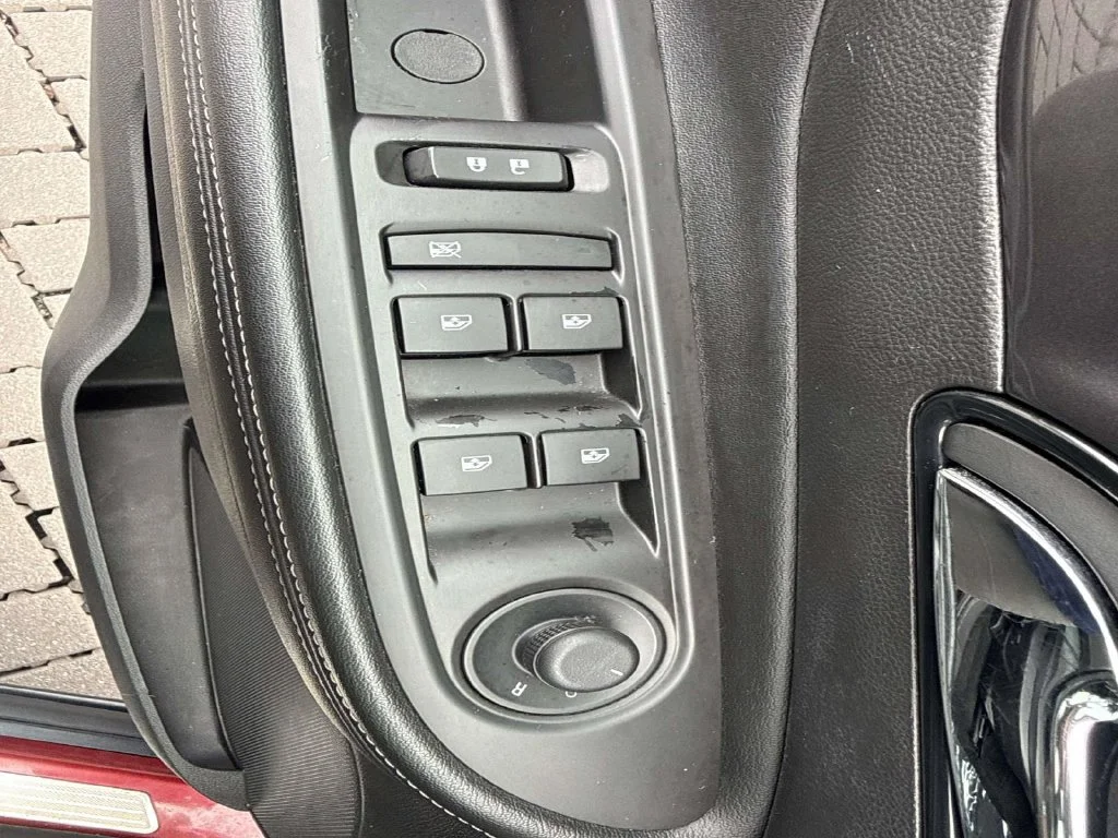 Used 2019 Red Buick Sport Touring image 27