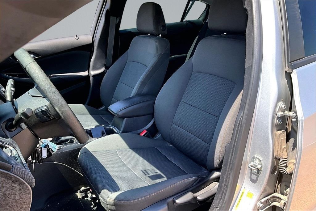 Used 2019 Silver Chevrolet LS image 23