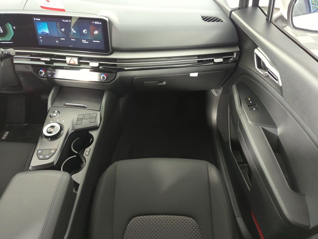 New 2026 Snow White Pearl Kia LX image 16