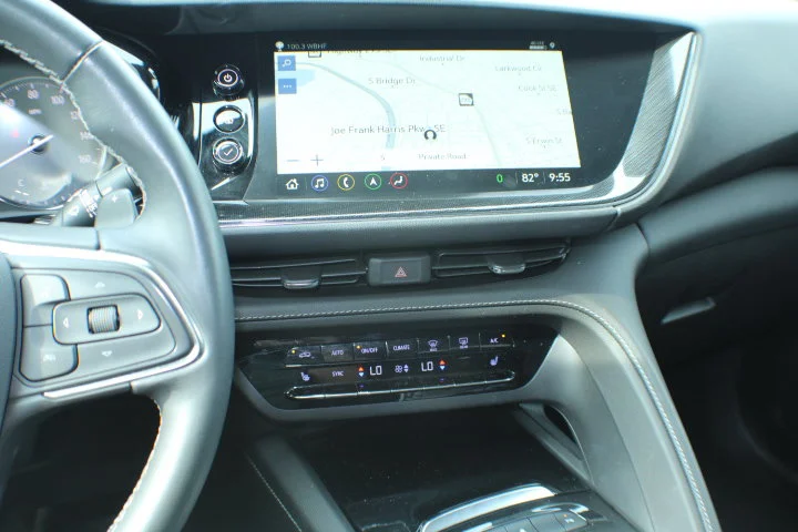 2022 Buick Envision Essence - Photo 9