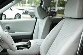 New 2026 Abyss Black Pearl Hyundai SEL image 7