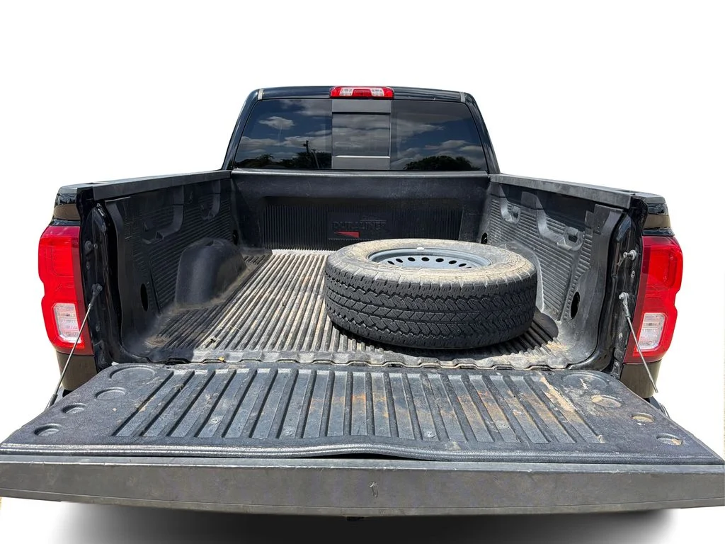 Used 2018 Black Chevrolet LTZ image 13