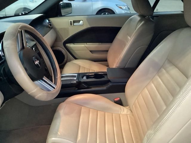 Used 2007  Ford GT Deluxe image 20