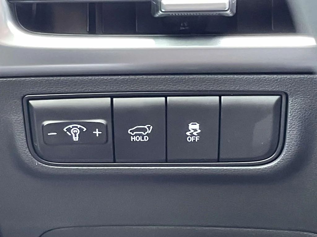 New 2026 Black Hyundai SEL image 18