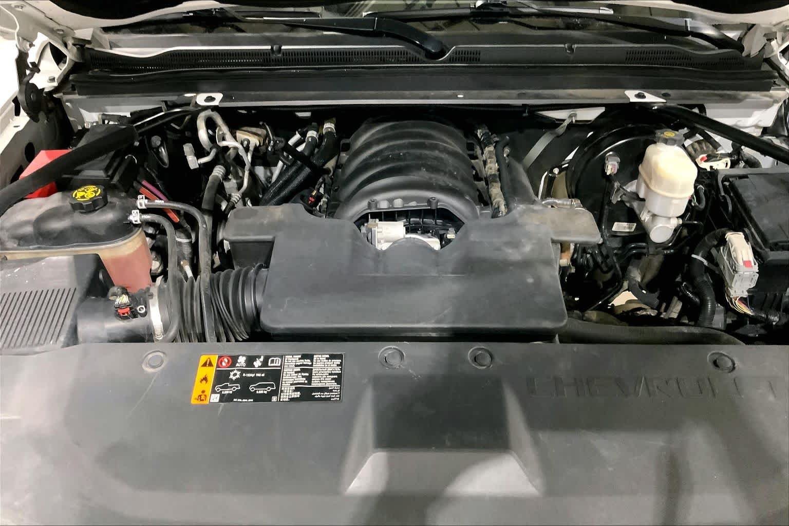 Used 2019 Summit White Chevrolet LT image 31