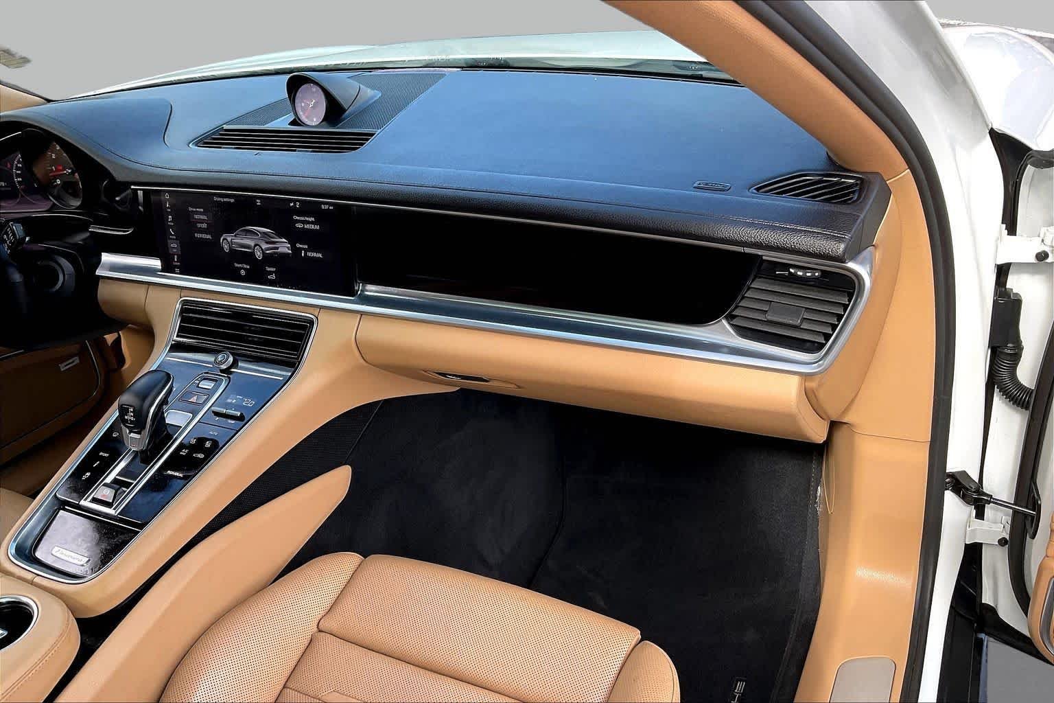 Used 2018 Black Porsche 4 image 16