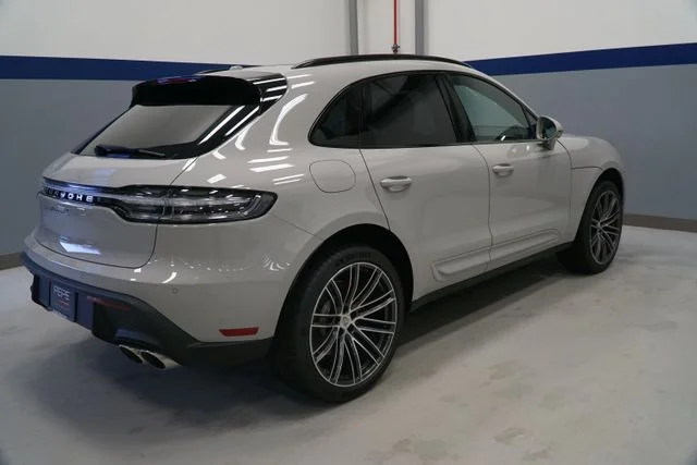 2026 Porsche Macan S - Photo 10