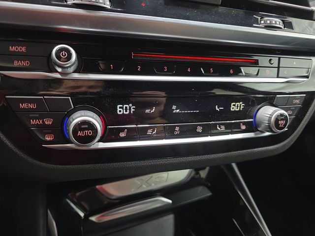 Used 2019 Silver BMW xDrive30i image 21