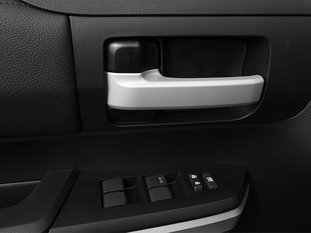 Used 2014 Black Toyota SR5 image 19