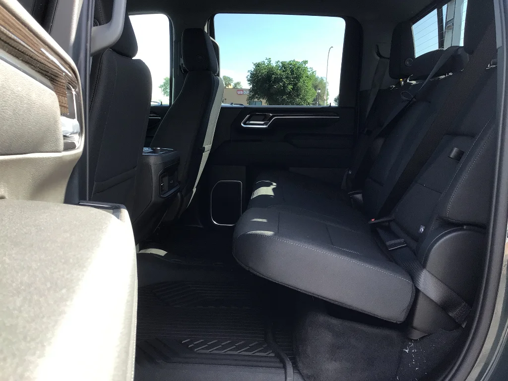 New 2026 Cypress Gray Chevrolet LT image 10