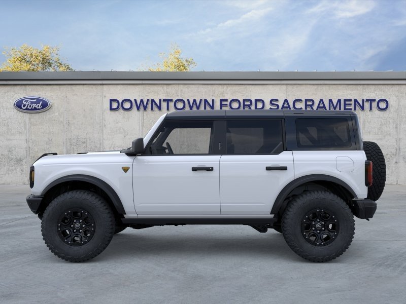 New 2026 Oxford White Ford Badlands image 4