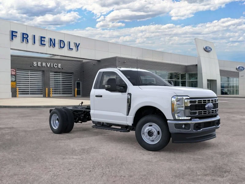 New 2026 Oxford White Ford F-350® XL image 7