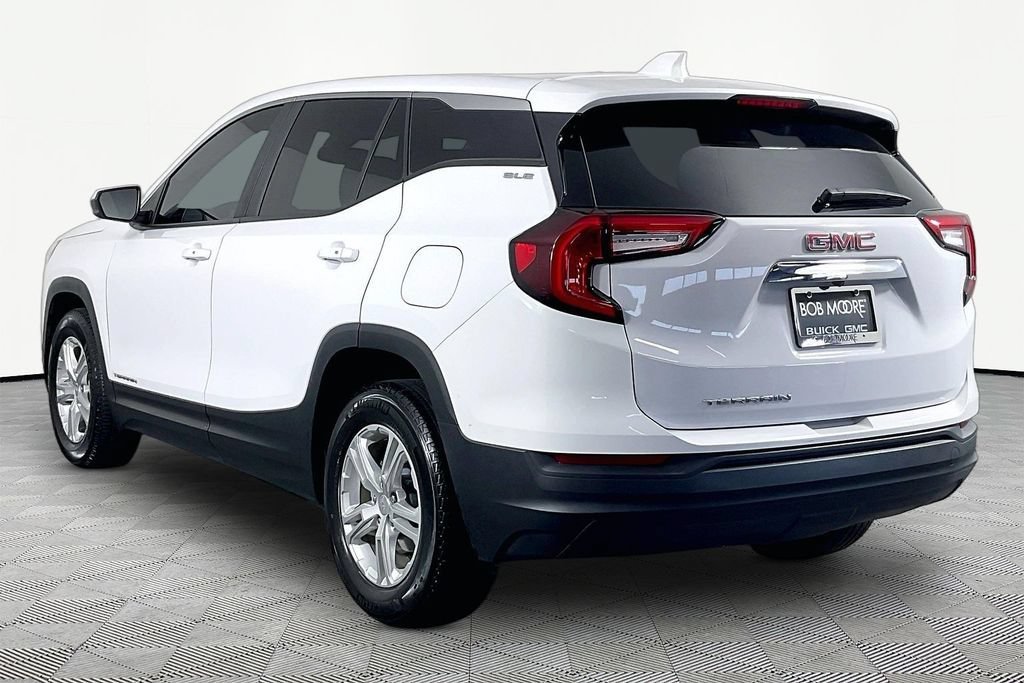 2023 GMC Terrain SLE - Photo 4