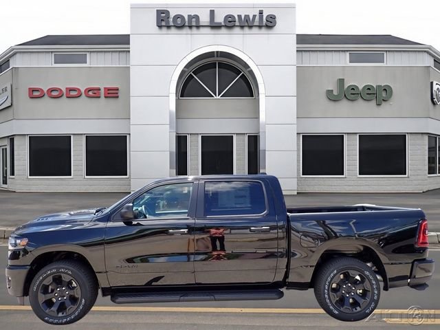 2026 RAM 1500 Pickup Express