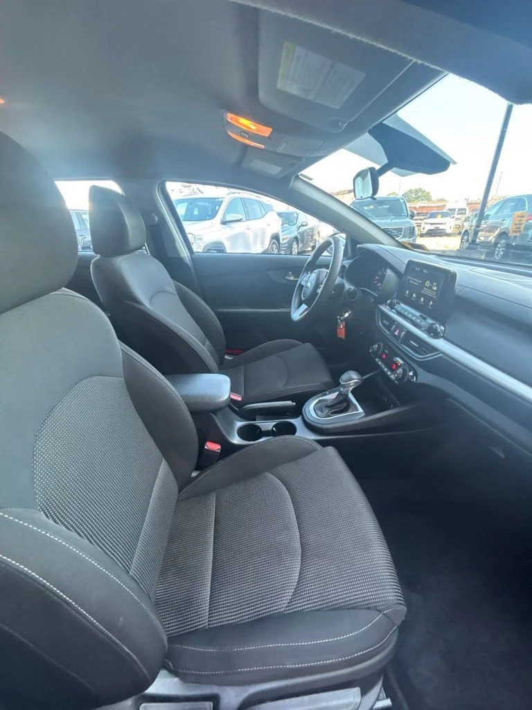 Used 2019 Gray Kia LXS image 24