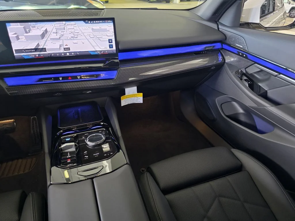 New 2026 Alpine White BMW eDrive40 image 10