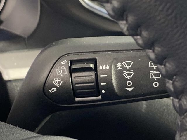 Used 2023 Black Ford XLT image 20
