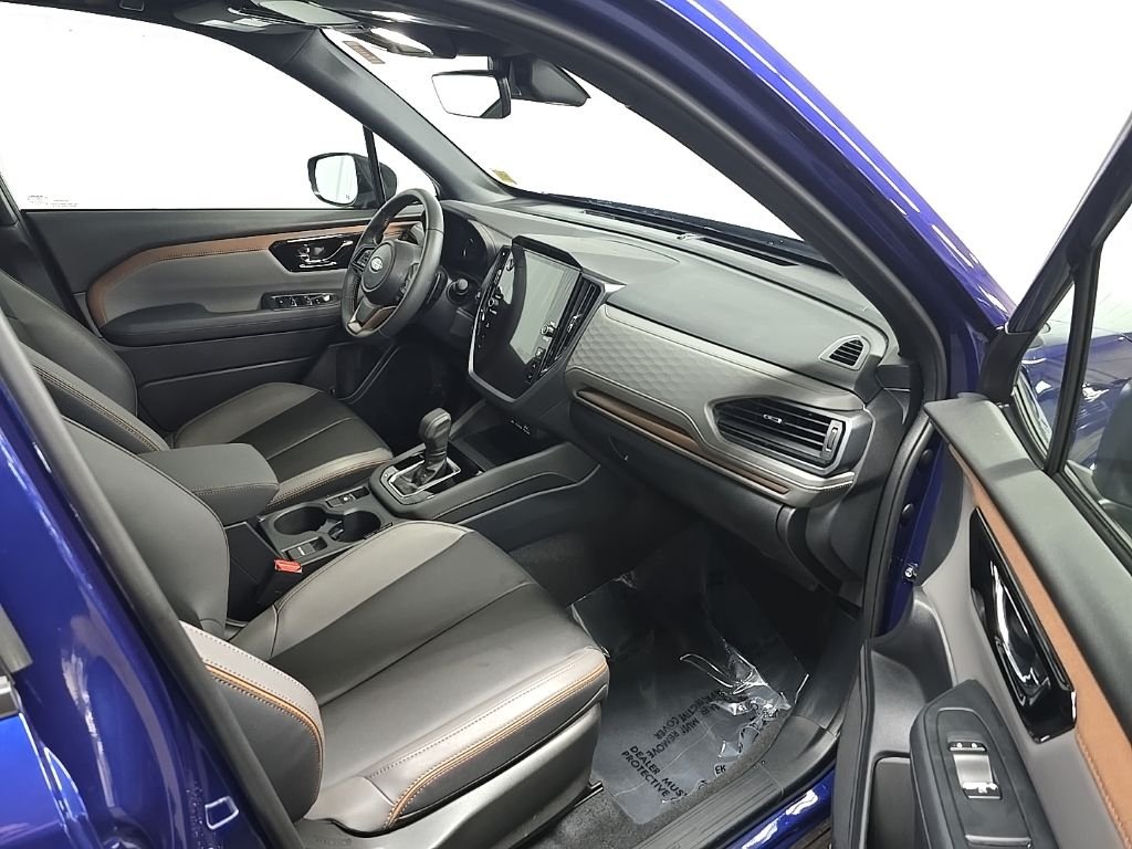 2025 Subaru Forester Sport - Photo 16