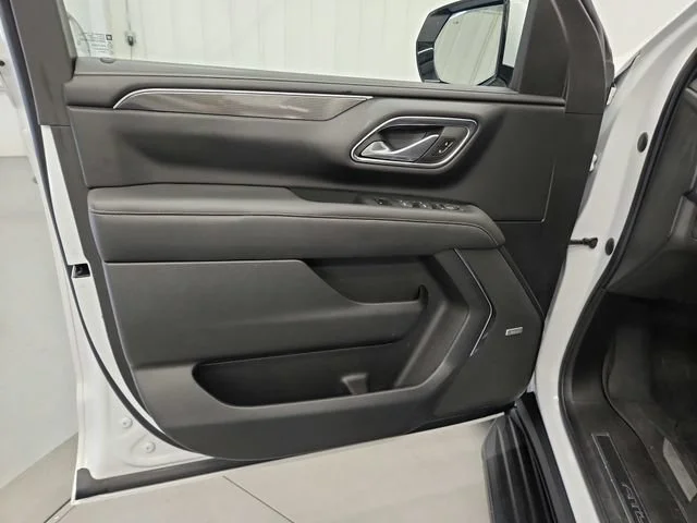 2023 GMC Yukon AT4 - Photo 33
