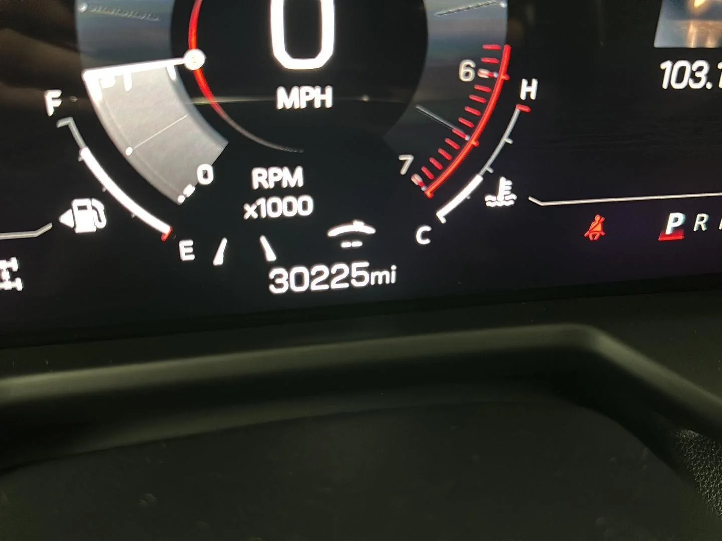 Used 2025 Ebony Twilight Metallic GMC Elevation image 11