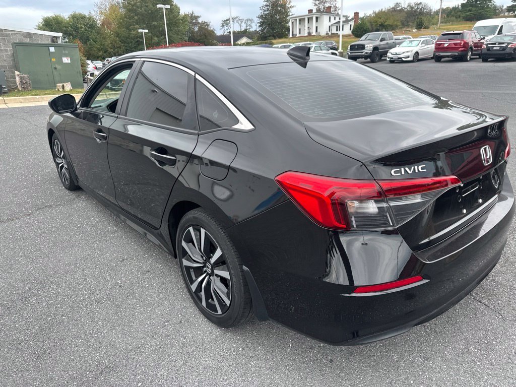 Used 2023 Black Honda EX image 5