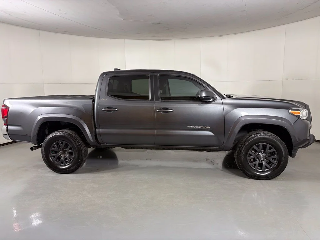 Used 2021 Gray Toyota SR5 image 9