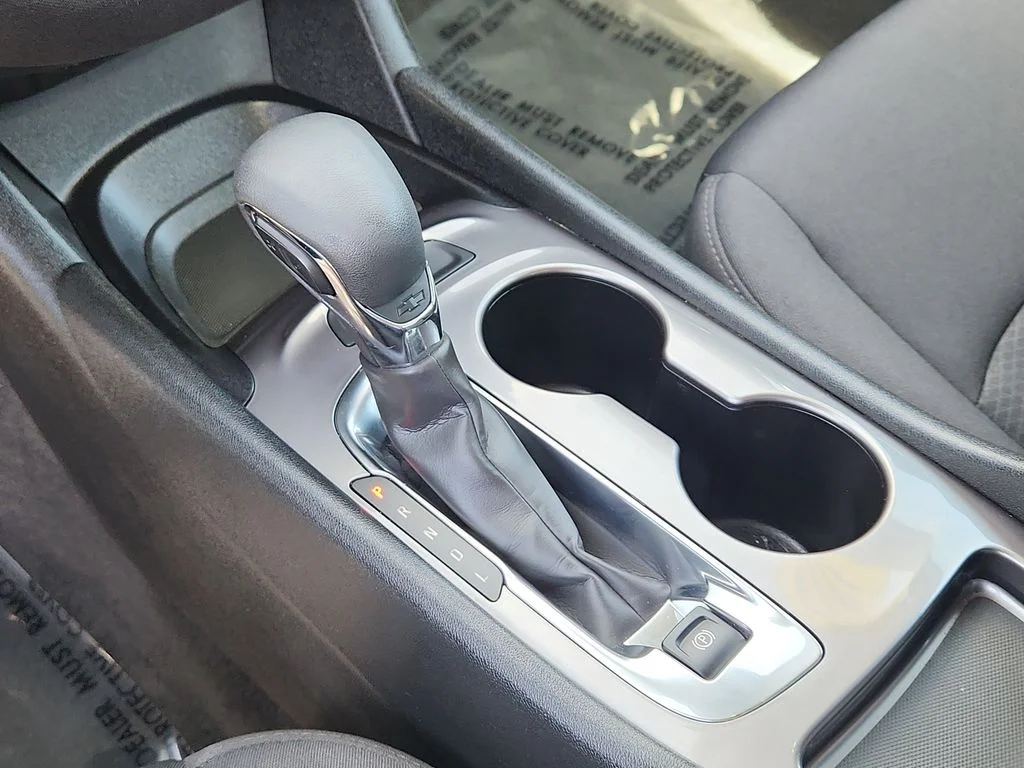 Used 2024 White Chevrolet LS image 23