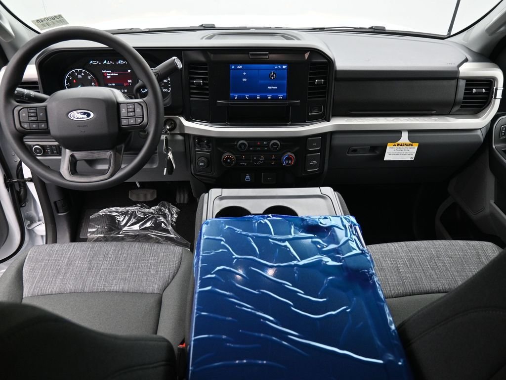 New 2026 Oxford White Ford XLT image 19