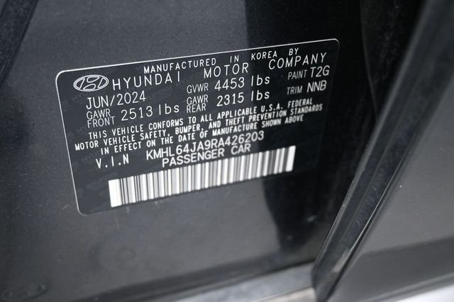 Used 2024 Gray Hyundai SEL image 18