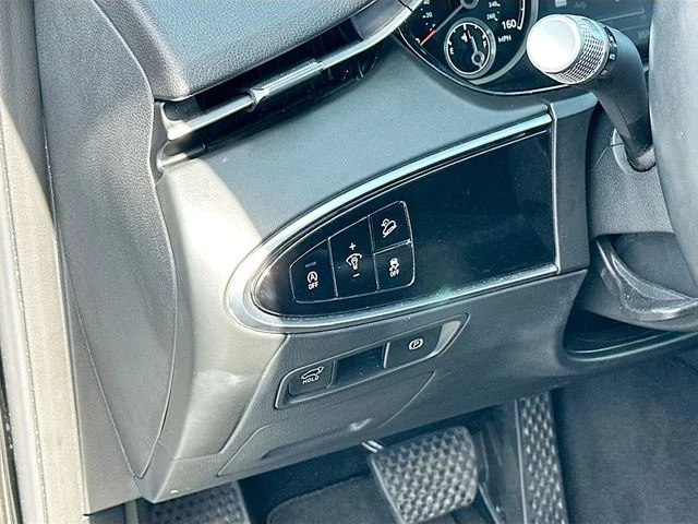 Used 2025 Gray Genesis 2.5T image 10