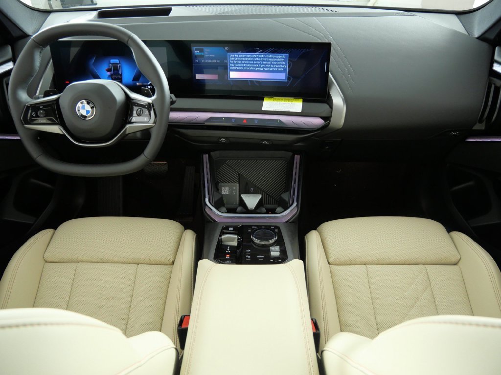 New 2026 Tanzanite Blue II Metallic BMW 30 xDrive image 5