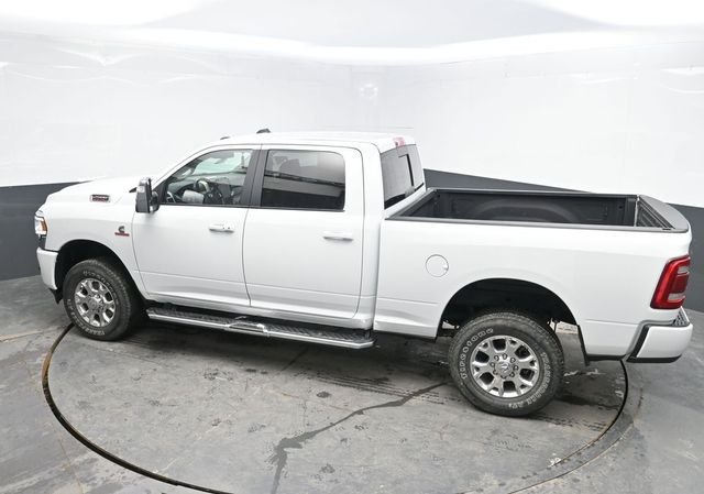 Used 2024 White Ram Laramie image 32