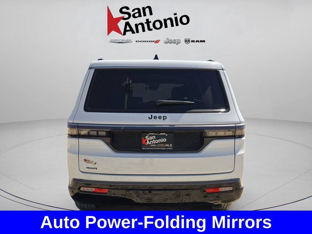 New 2026 Bright White Clear-Coat Exterior Paint Jeep  image 13