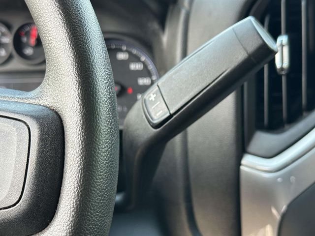 Used 2022 Silver Chevrolet Custom image 22