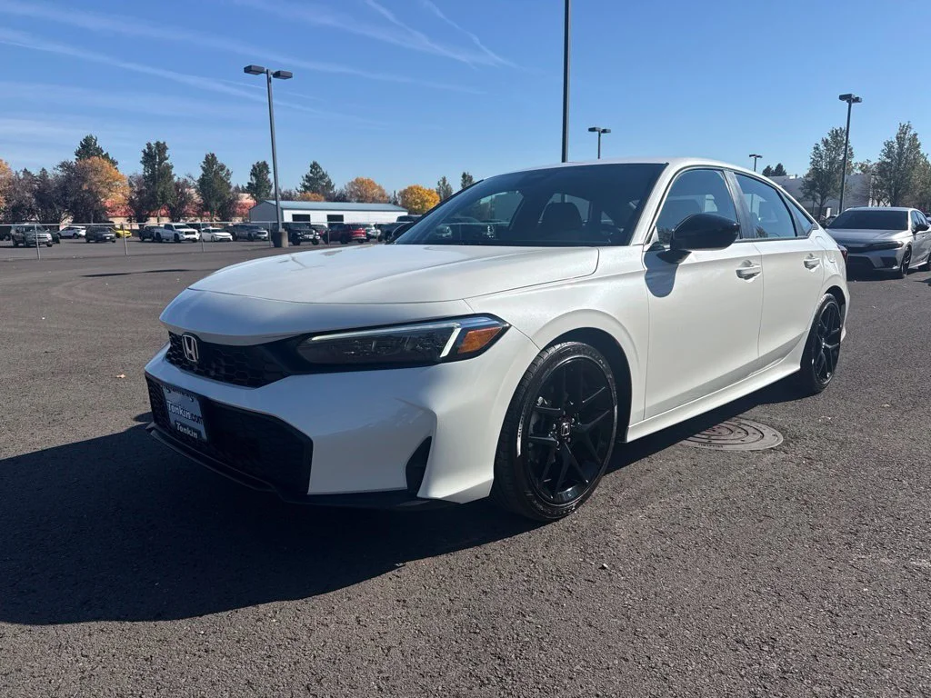 Used 2026  Honda Sport image 3