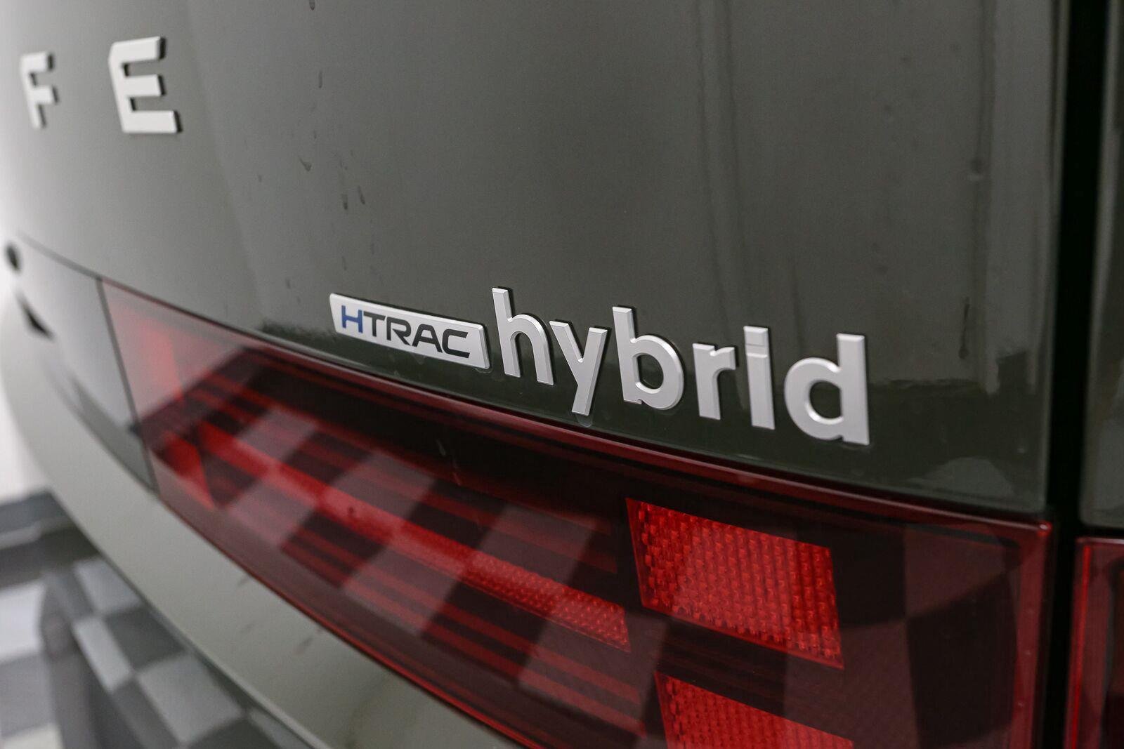 Used 2024 Rockwood Green Hyundai Limited image 10