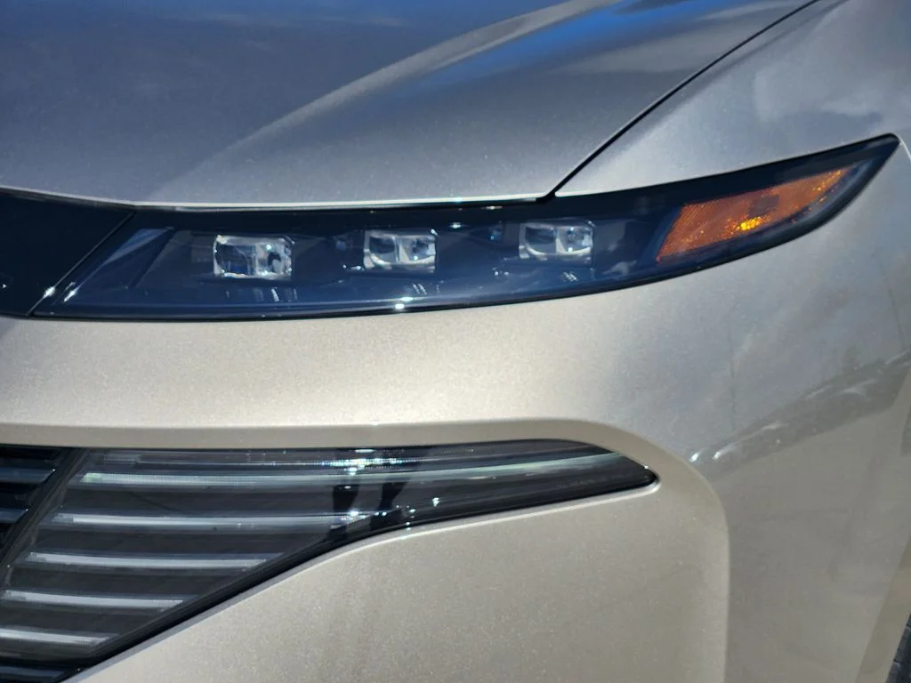 New 2026 Champagne Silver Metallic Nissan Platinum image 6
