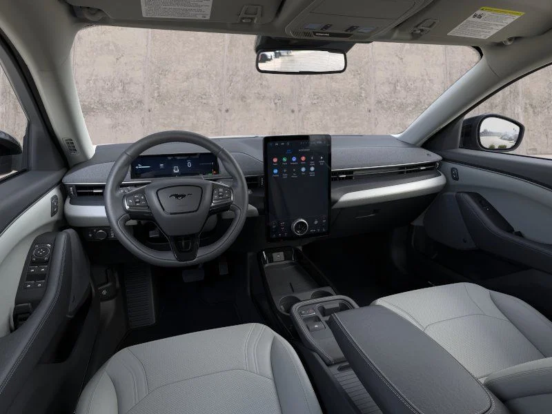New 2026 Star White Metallic Tri-coat Ford Premium image 9