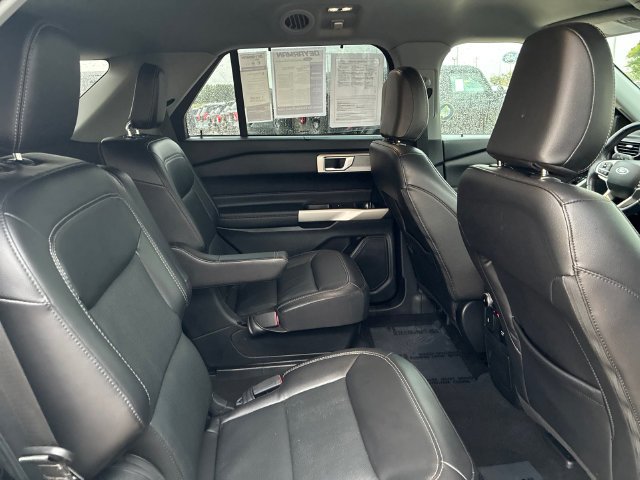 Used 2023 Silver Ford Limited image 21