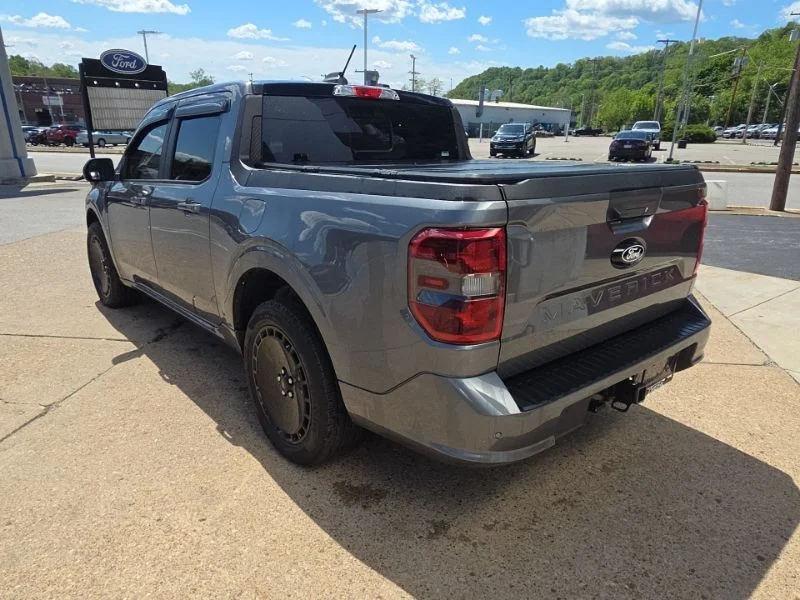 Used 2025 Gray Ford Lobo High image 5
