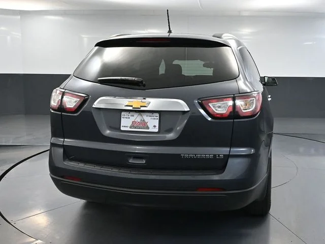 Used 2014 Gray Chevrolet LS image 6