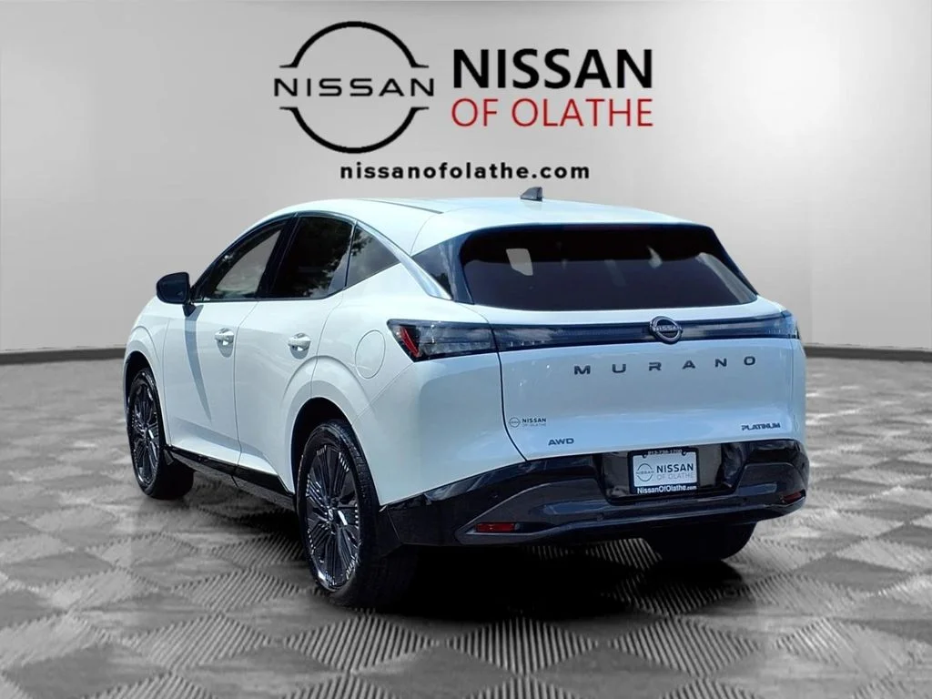 Used 2026 White Nissan Platinum image 3