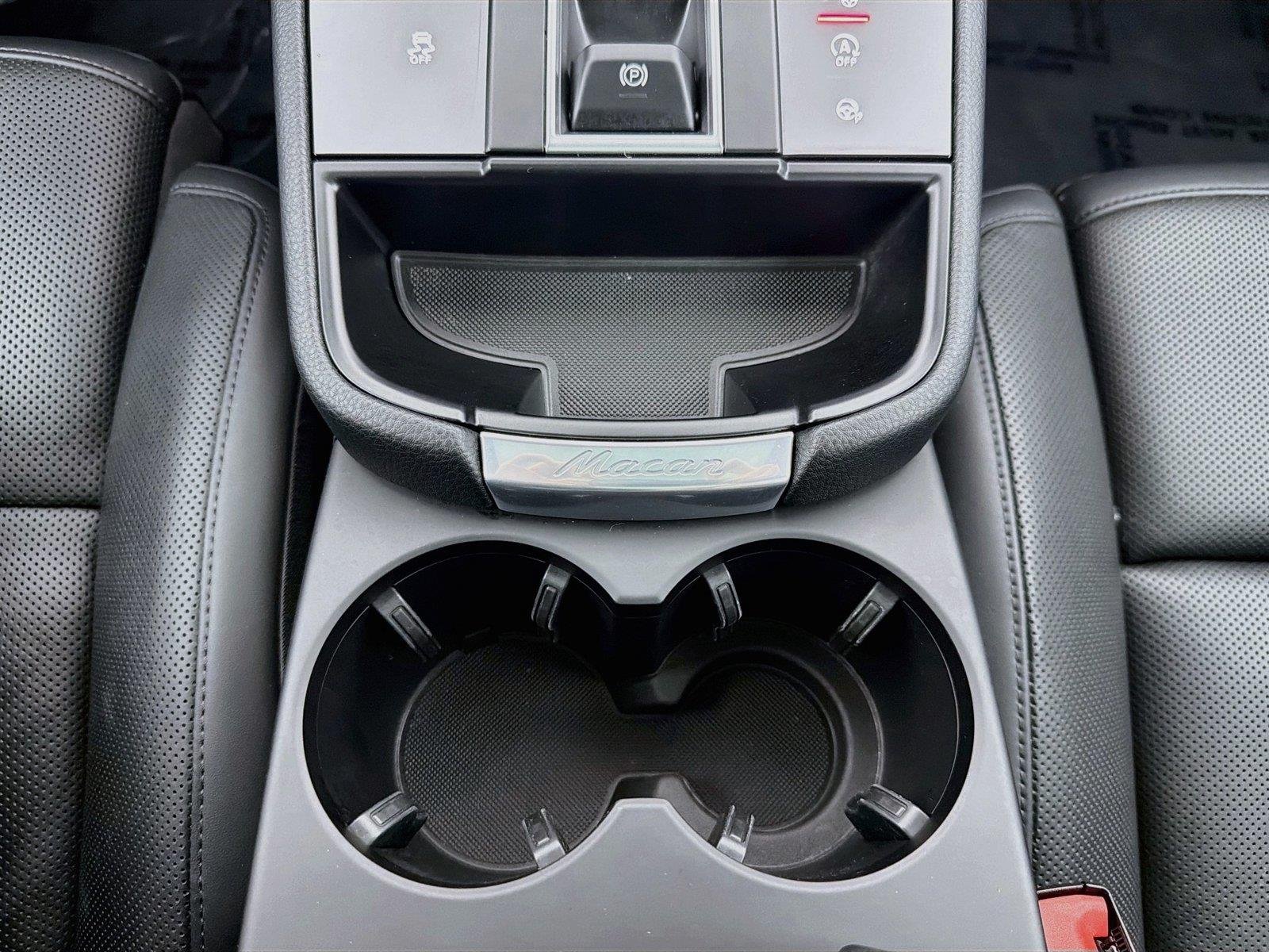 Used 2023 Volcano Grey Metallic Porsche  image 32